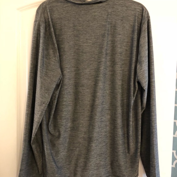 Calvin Klein pullover - Picture 4 of 4